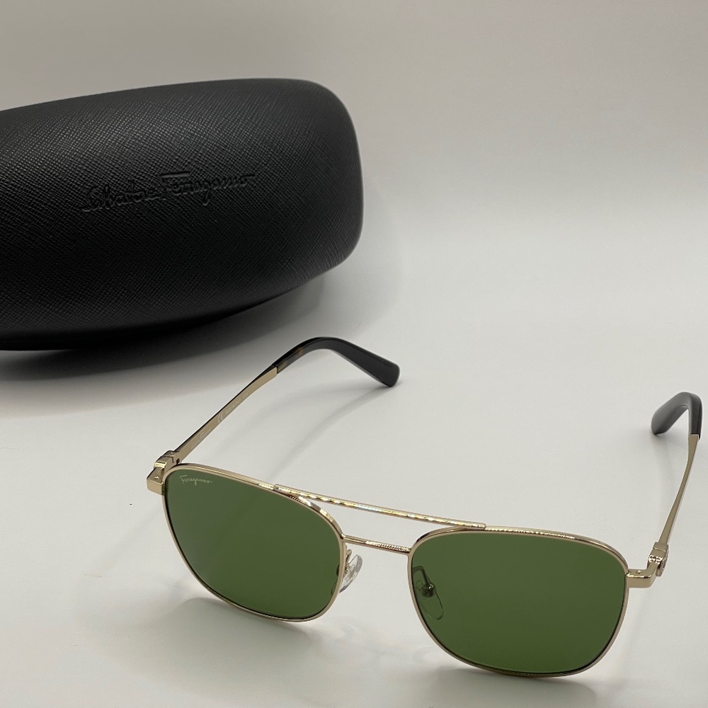 Classic Green Lens Salvatore Ferragamo Sunglasses